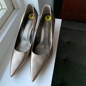 Pumps- worn 2x @ cocktails parties -good condition